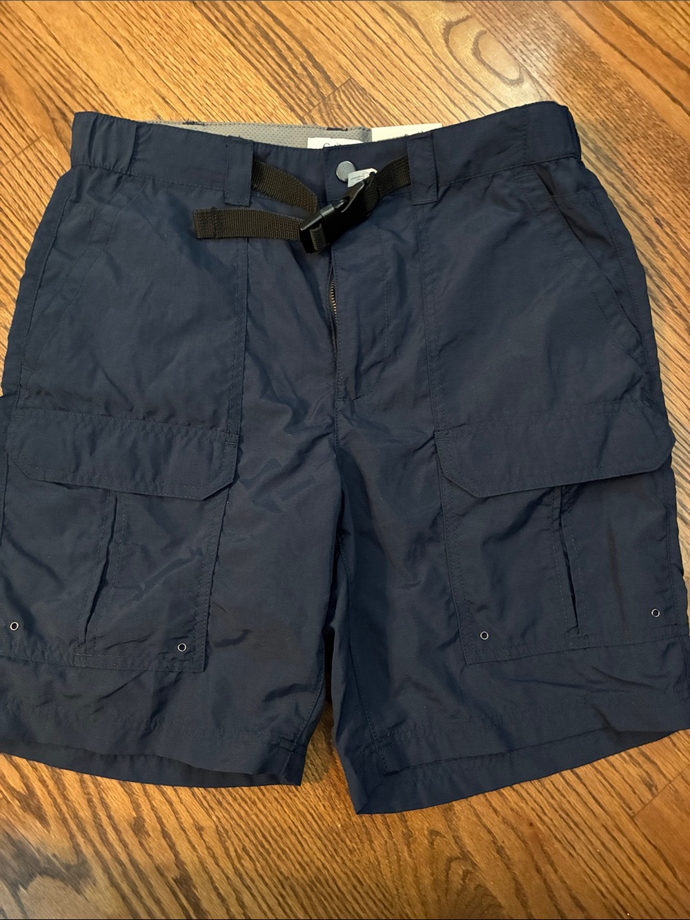 Croft & Barrow New Men's Navy Cargo Shorts Size 32 with 8.5” inseam Nylon